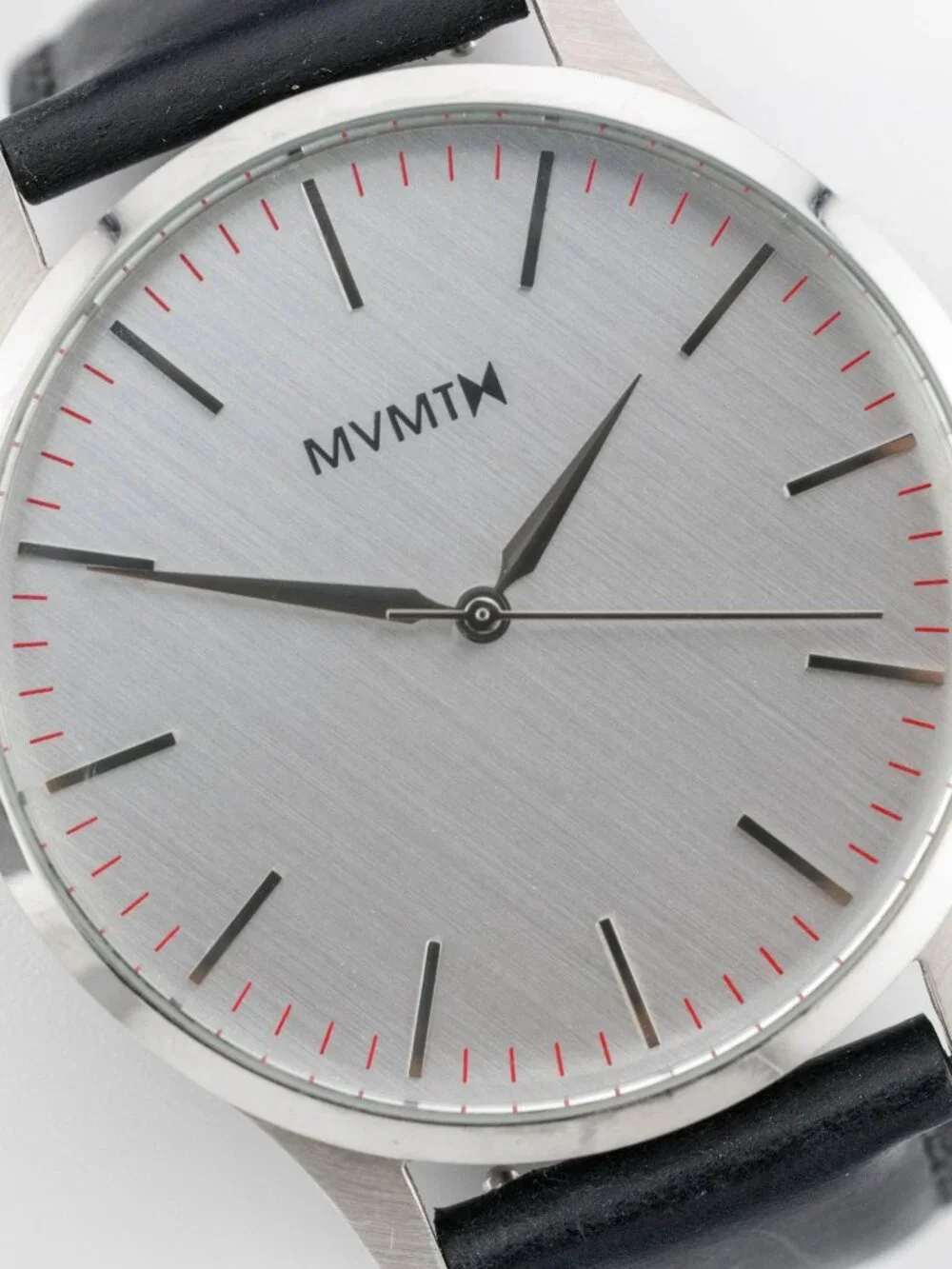 MVMT T01 Genuine Leather Band Quartz Analog Men's Watch New Battery